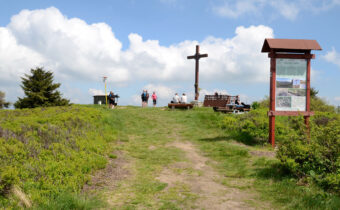 Na najvyšší vrchol Kysúc – Veľkú Raču